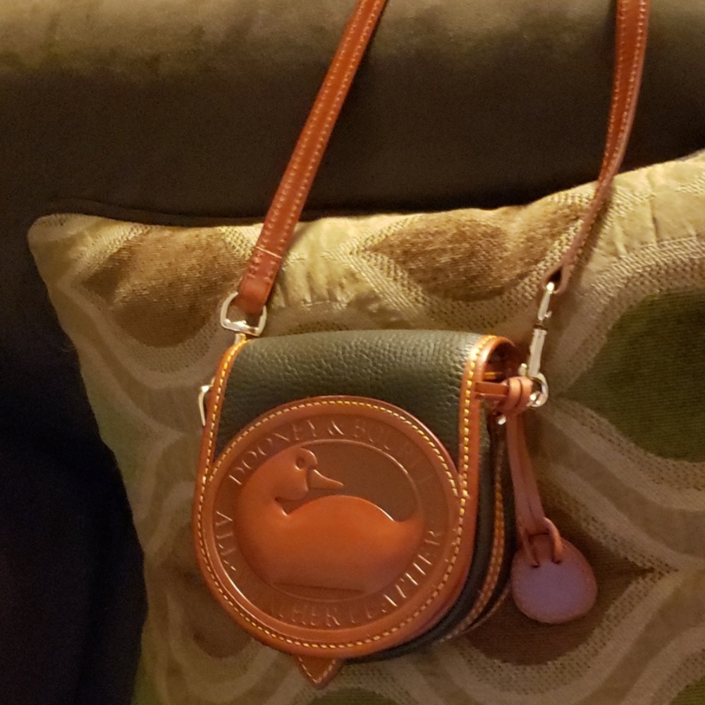 DOONEY AND BOURKE DUCK BAG
